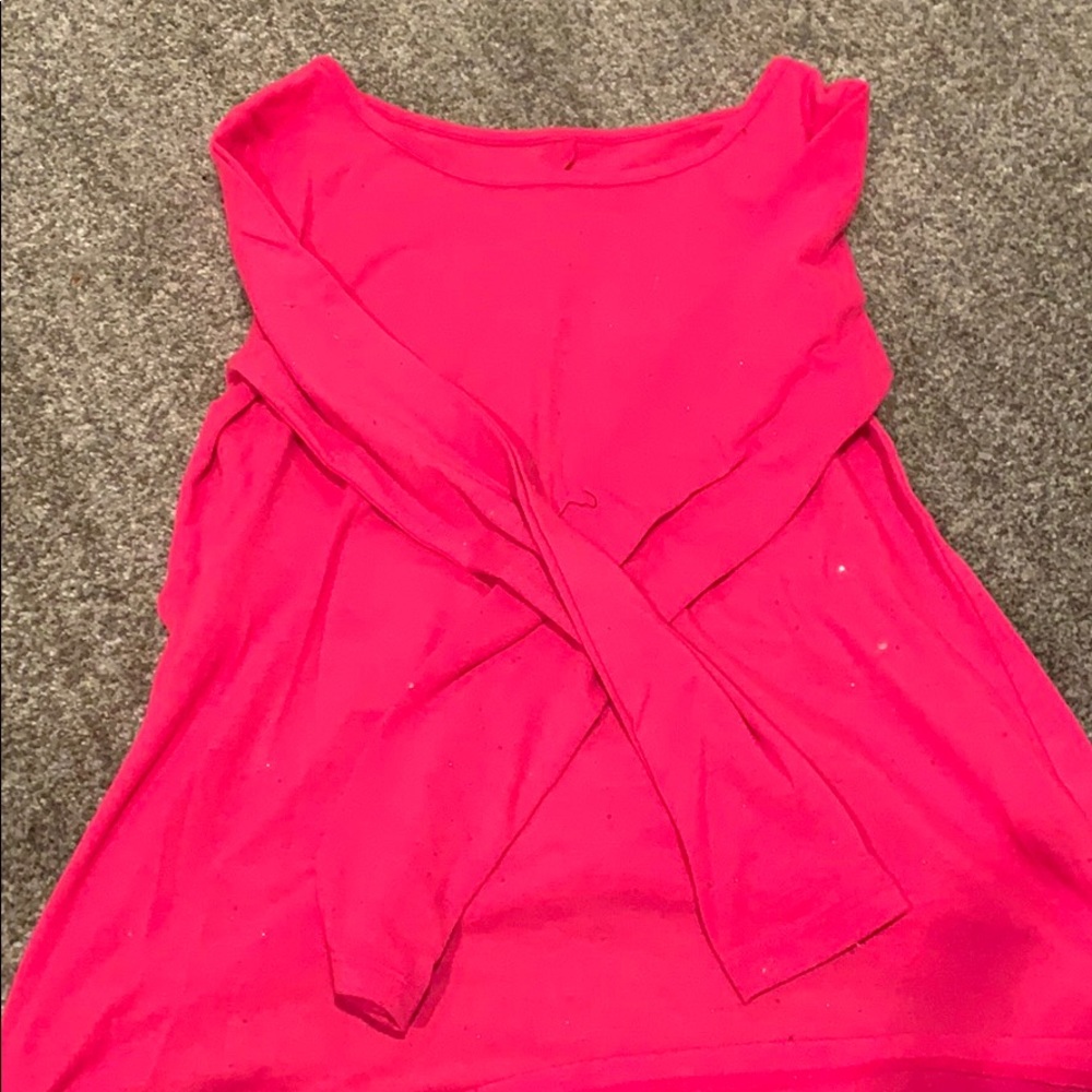 pink shirt